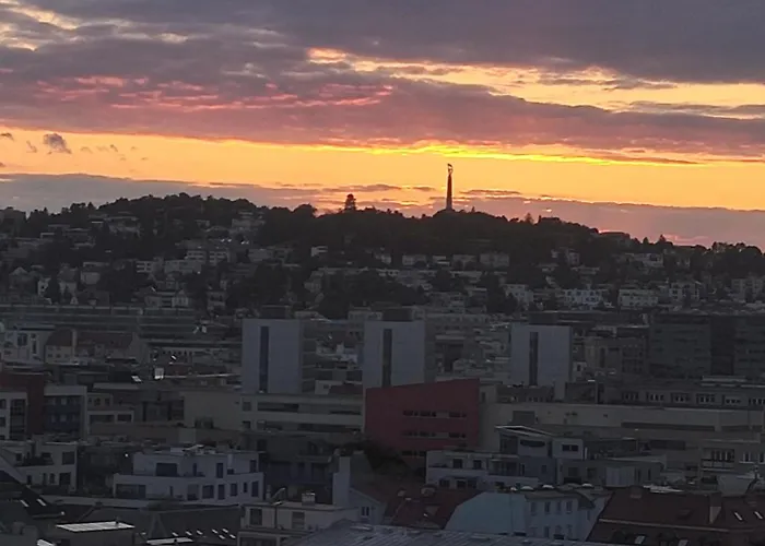 Sunset - Stunning Views & Romantic Experience Option Apartmán *